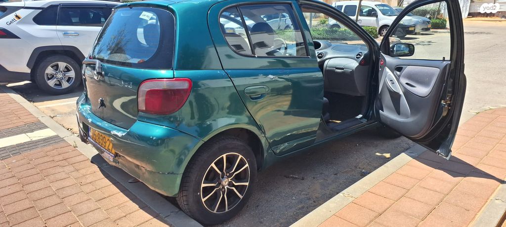 מודעת רכב טויוטה יאריס