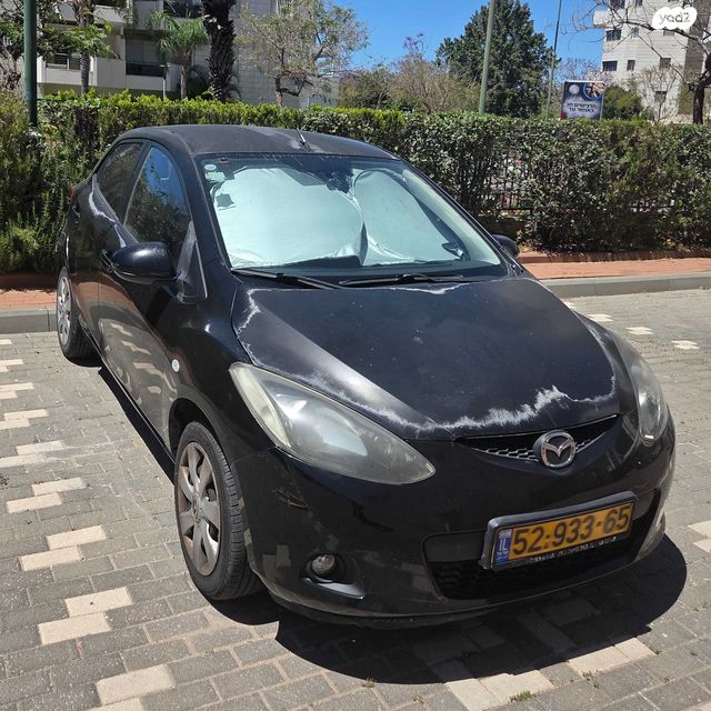 מודעת רכב מאזדה 2
