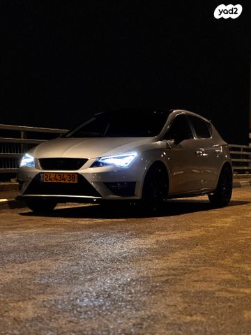 מודעת רכב סיאט לאון