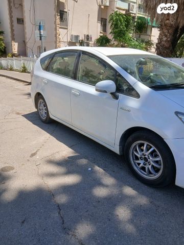 מודעת רכב טויוטה פריוס פלוס