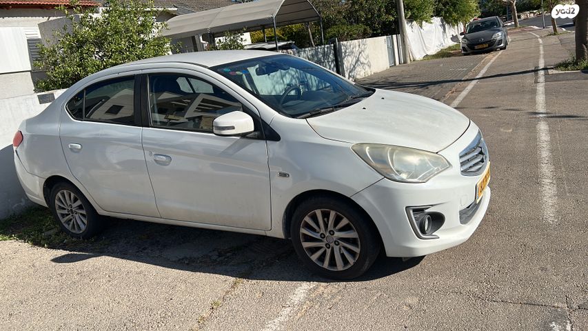 מודעת רכב מיצובישי אטראז'