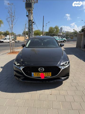 מודעת רכב מאזדה 3