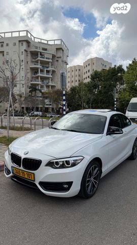 מודעת רכב ב מ וו סדרה 2