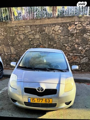 מודעת רכב טויוטה יאריס
