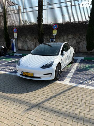 מודעת רכב טסלה מודל 3