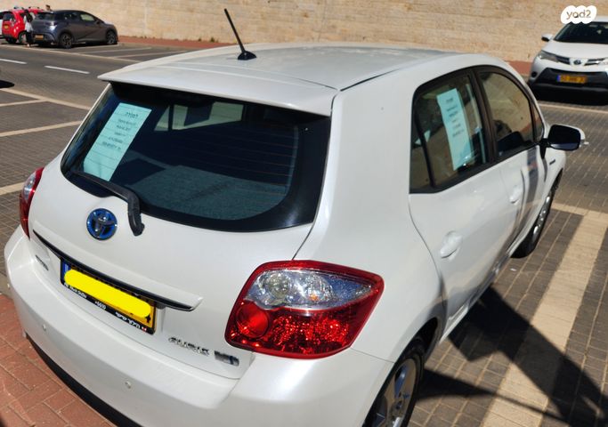 מודעת רכב טויוטה אוריס