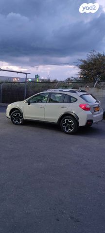 מודעת רכב סובארו XV