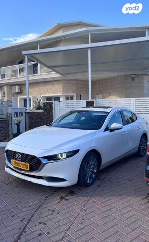 מודעת רכב מאזדה 3