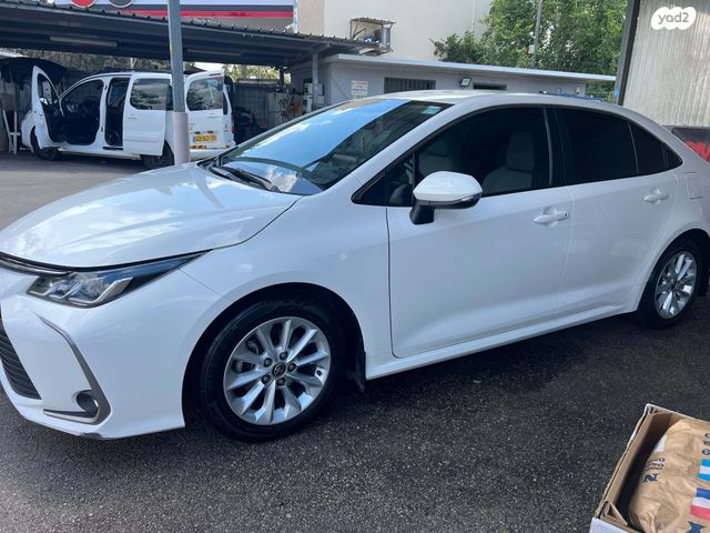 מודעת רכב טויוטה קורולה