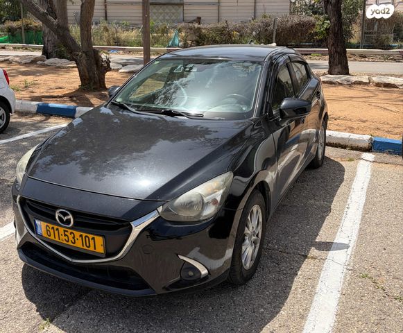 מודעת רכב מאזדה 2