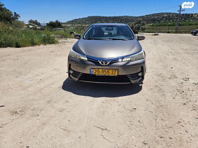 מודעת רכב טויוטה קורולה