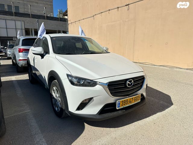 מודעת רכב מאזדה CX-3