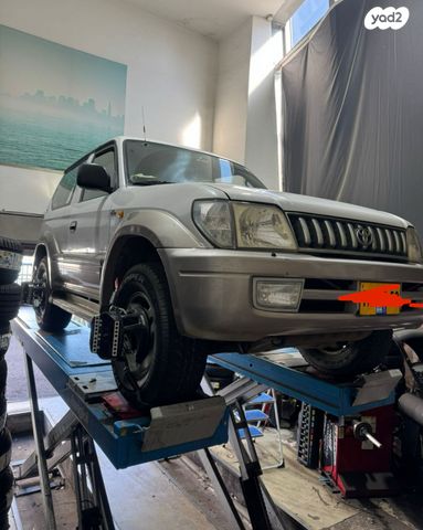 מודעת רכב טויוטה לנד קרוזר