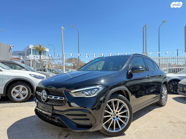 מודעת רכב מרצדס-בנץ GLA 1