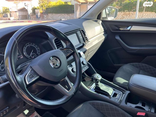 מודעת רכב סקודה קארוק