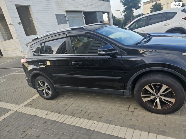 מודעת רכב טויוטה RAV4