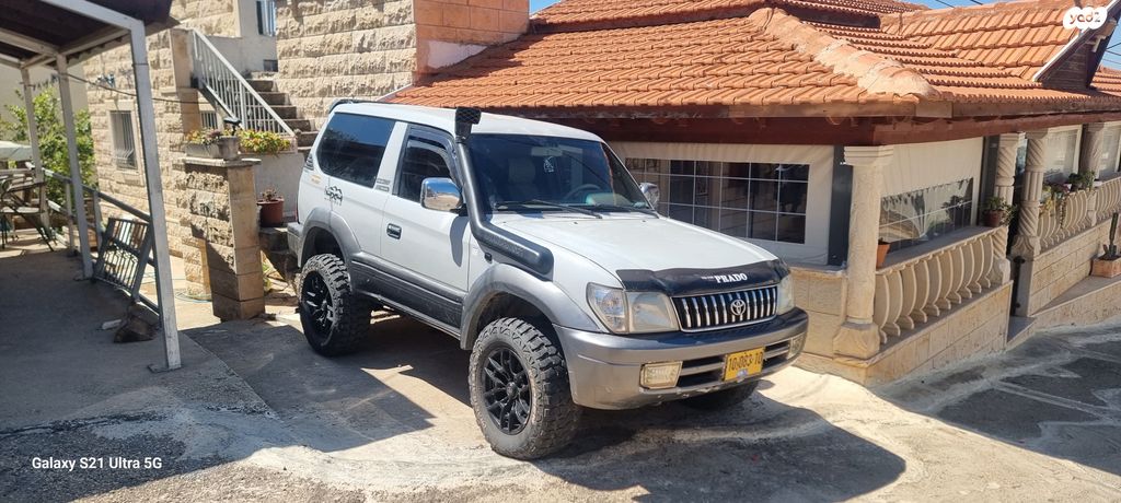 מודעת רכב טויוטה לנד קרוזר