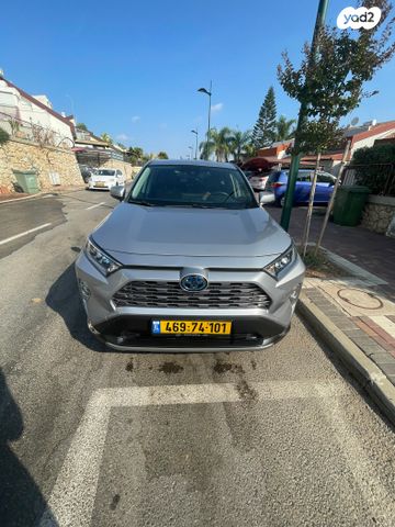 מודעת רכב טויוטה RAV4