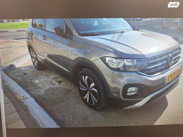 מודעת רכב פולקסווגן T-קרוס