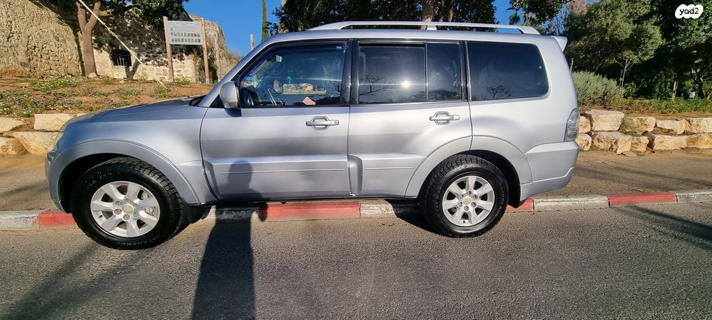 מודעת רכב מיצובישי פג'רו