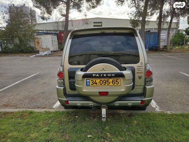 מודעת רכב מיצובישי פג'רו