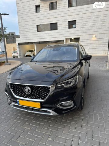 מודעת רכב אם ג'י EHS PHEV