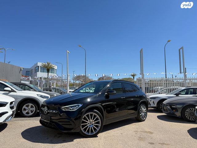 מודעת רכב מרצדס-בנץ GLA