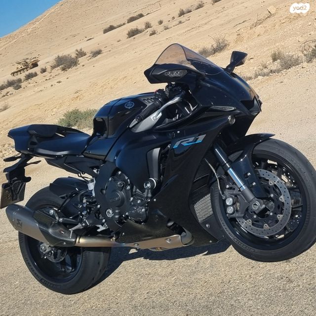 מודעת רכב ימאהה YZF-R1