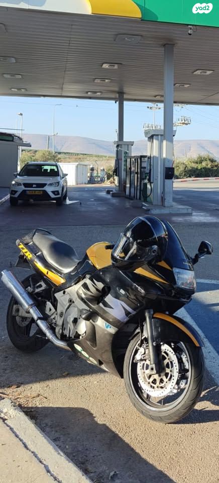 מודעת רכב קאוואסאקי ZZR600