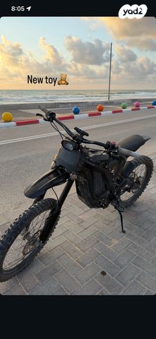 מודעת רכב סורון Light Bee X