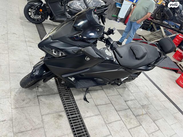 מודעת רכב ימאהה Tmax 560