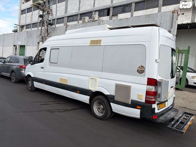 מודעת רכב ממונע אוטוקראוון