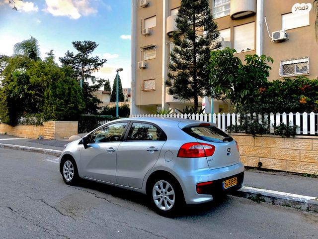 מודעת רכב קיה ריו