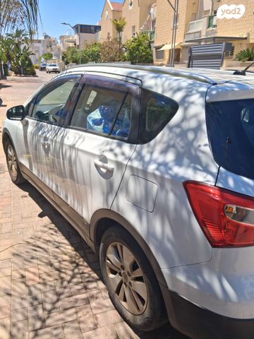 מודעת רכב סוזוקי קרוסאובר