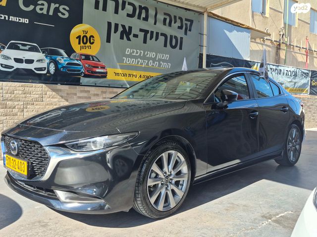 מודעת רכב מאזדה 3