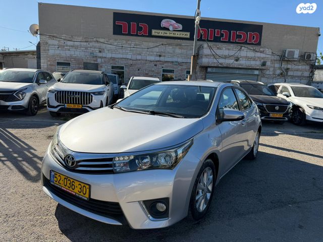 מודעת רכב טויוטה קורולה