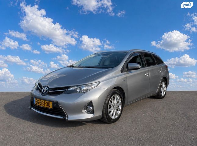 מודעת רכב טויוטה אוריס