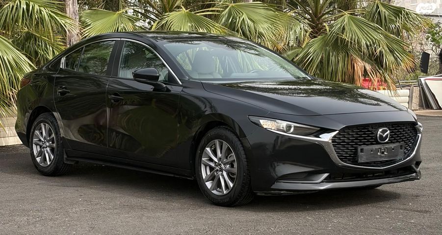 מודעת רכב מאזדה 3