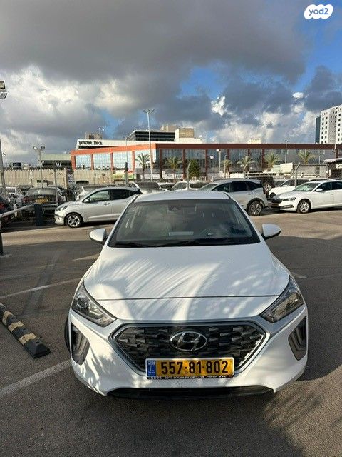 מודעת רכב יונדאי איוניק