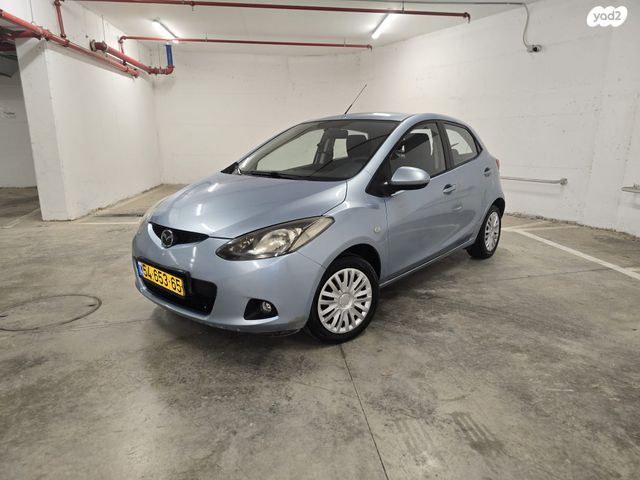 מודעת רכב מאזדה 2