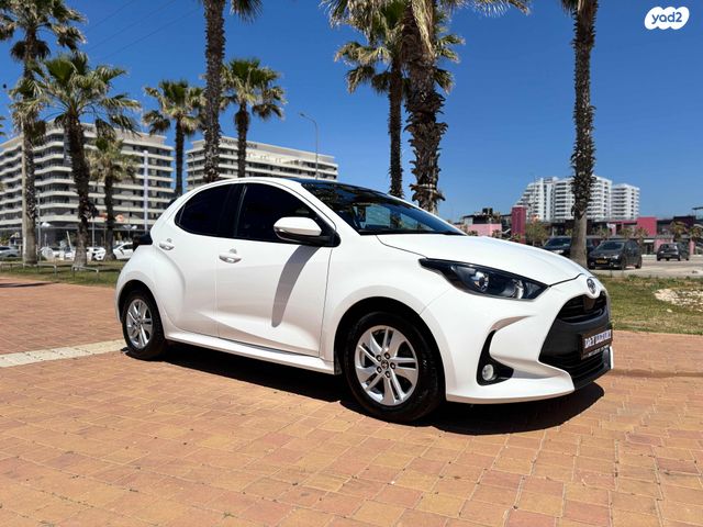 מודעת רכב טויוטה יאריס