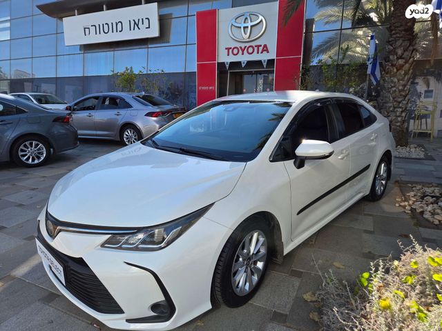 מודעת רכב טויוטה קורולה