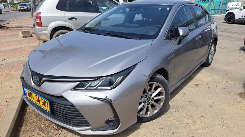 מודעת רכב טויוטה קורולה