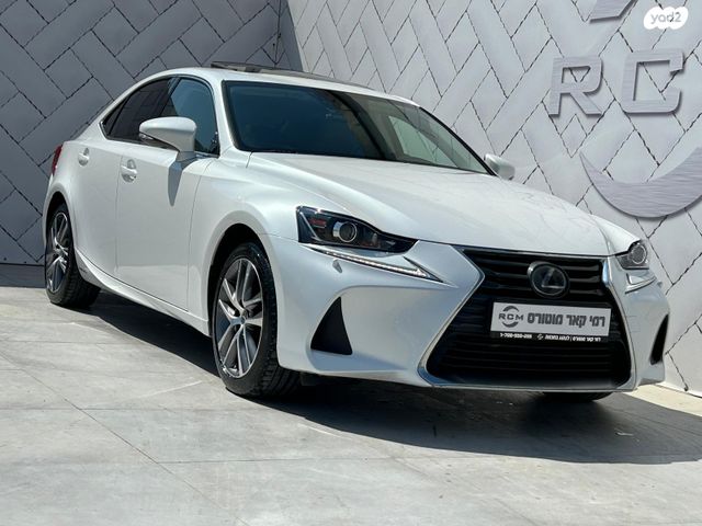 מודעת רכב לקסוס IS