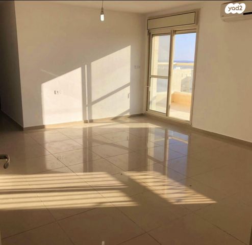 אחיה השילוני 16