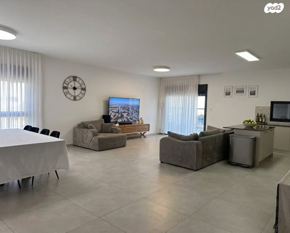 אריאל שרון 19