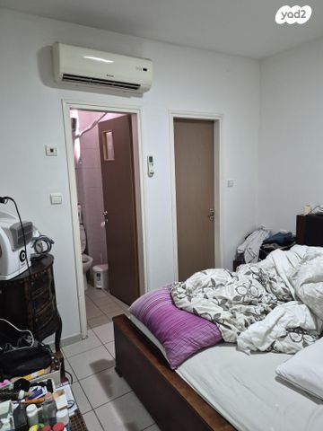 מזכרת בתיה 10