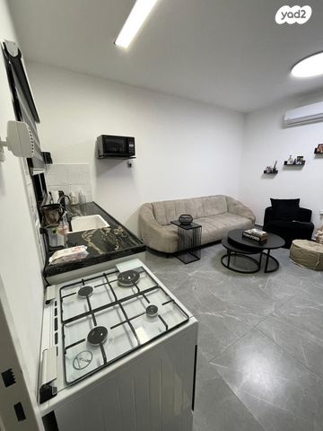 אליעזר קפלן 19