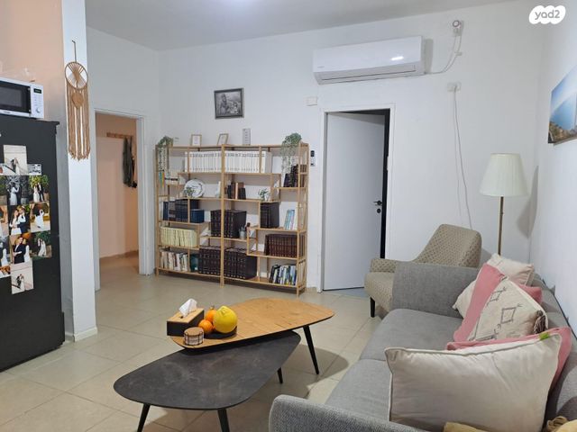 כלב בן יפונה 1