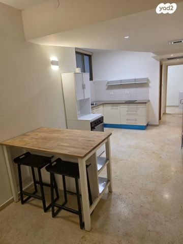 מרים ילן שטקליס 3